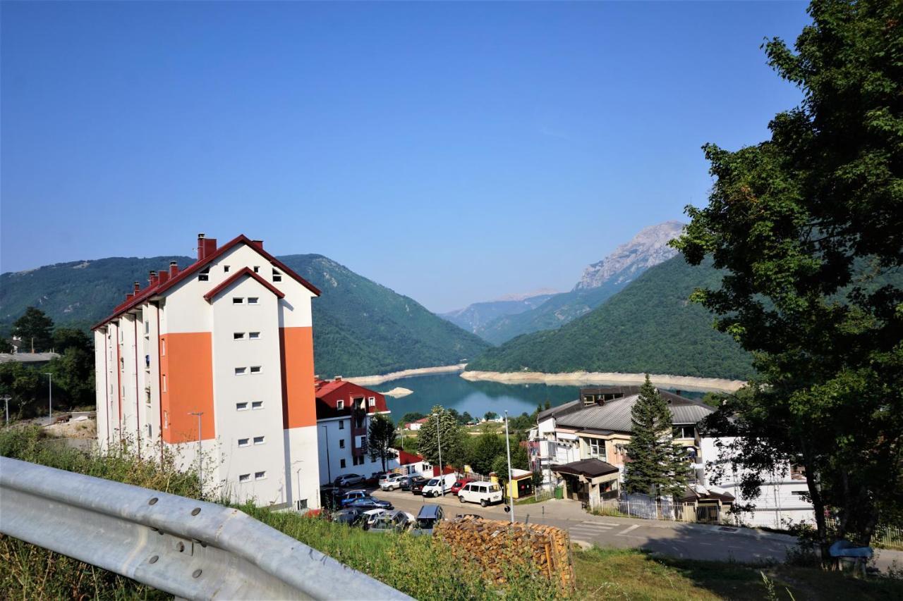 Apartman Petra Lux Плужине Экстерьер фото