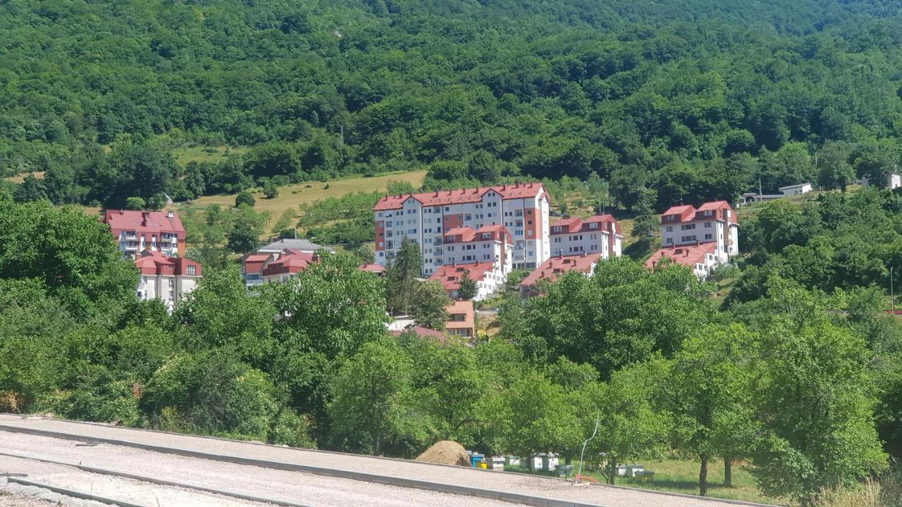 Apartman Petra Lux Плужине Экстерьер фото