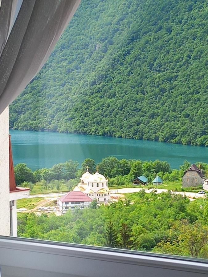 Apartman Petra Lux Плужине Экстерьер фото