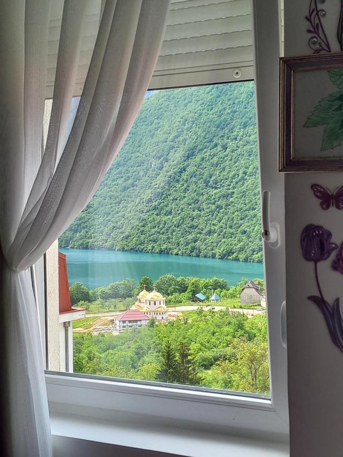 Apartman Petra Lux Плужине Экстерьер фото